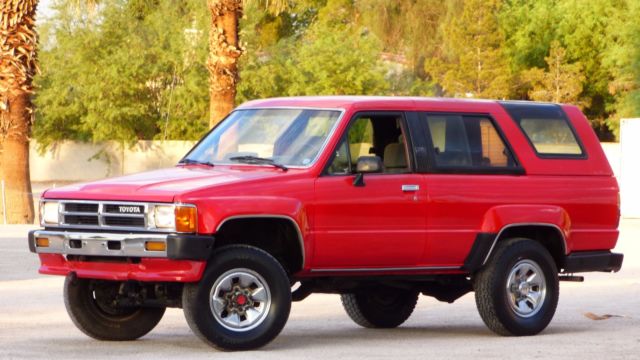 1987 Toyota 4Runner SR5 4X4 SUV - photo 3