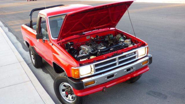 1987 Toyota 4Runner SR5 4X4 SUV - photo 4