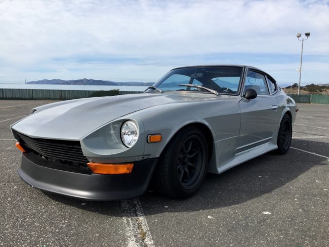 NO RUST - Over 250 pictures - CALIFORNIA CAR - Triple Carbs 1971 Datsun Z-Series