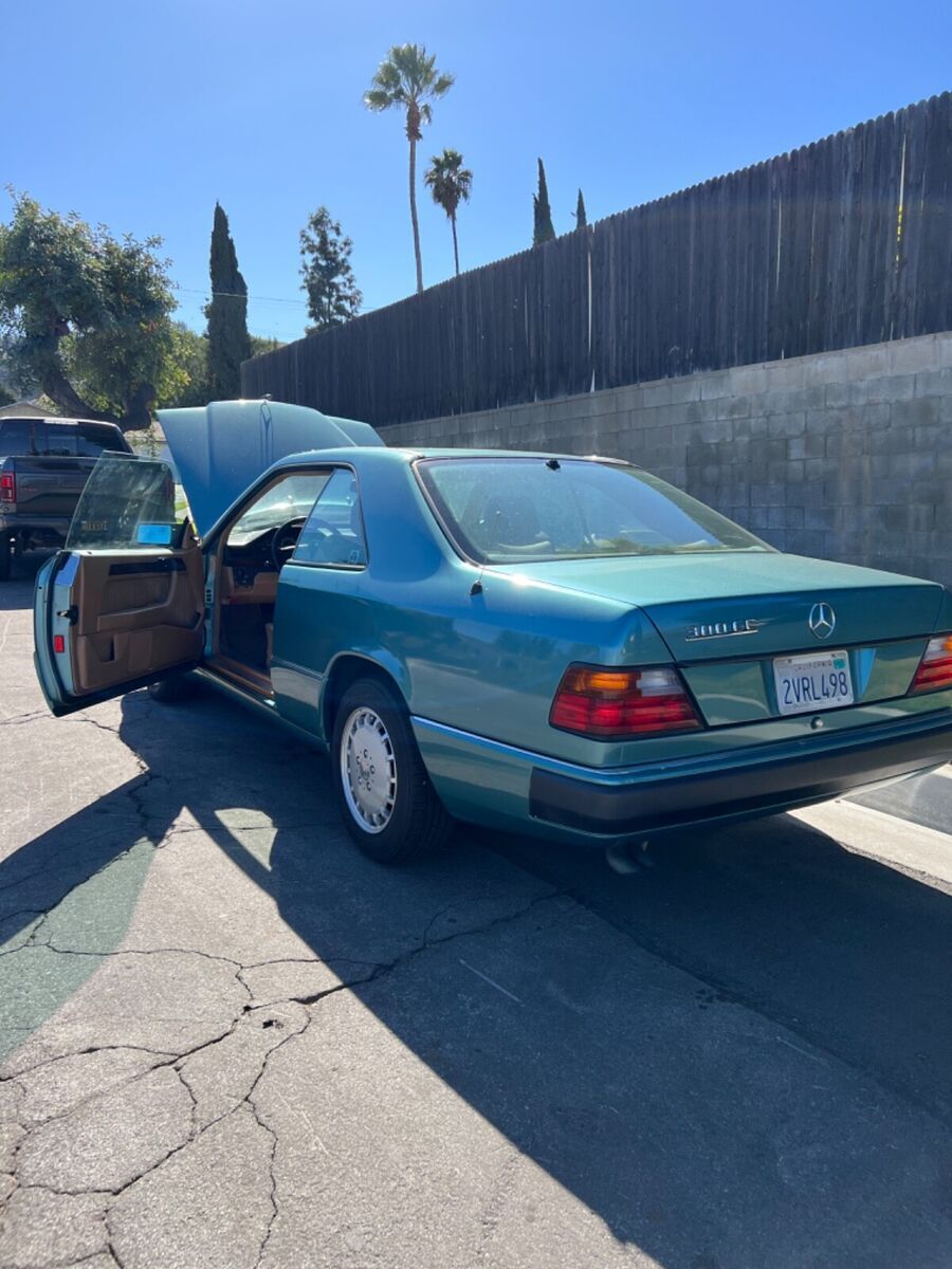1991 Mercedes-Benz 300-Series - photo 2