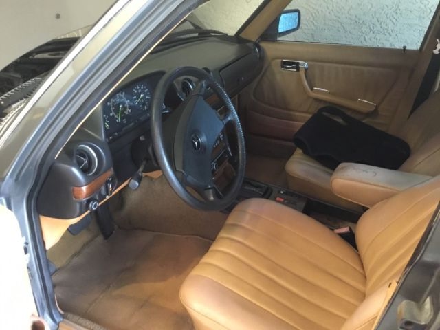 1982 Mercedes-Benz 300-Series Wood - photo 5