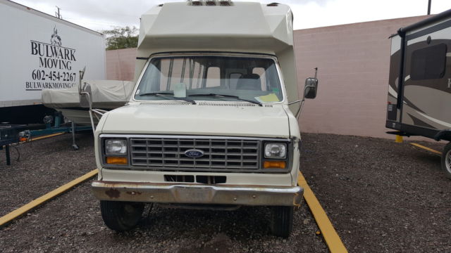 Non running and stripped 89 Ford E-350 Econoline Bus 460 engine 3 speed auto 1989 Ford E-Series Van Custom Cutaway Van 2-Door