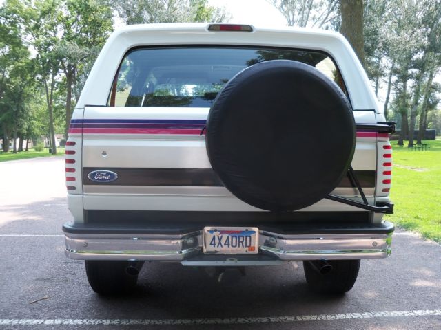 1993 Ford Bronco XLT - photo 3