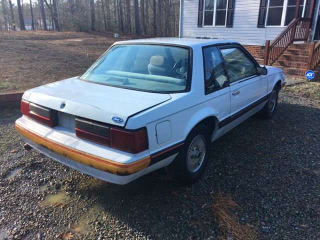 1989 Ford Mustang - photo 3