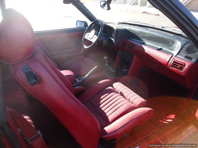 1988 Ford Mustang GT - photo 6