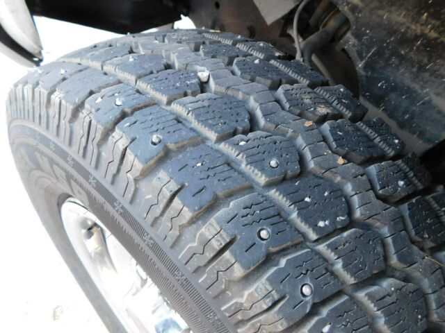 1994 Chevrolet Suburban SLE, Cloth,350,4x4,2500 - photo 10