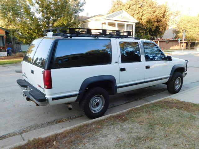 1994 Chevrolet Suburban SLE, Cloth,350,4x4,2500 - photo 7