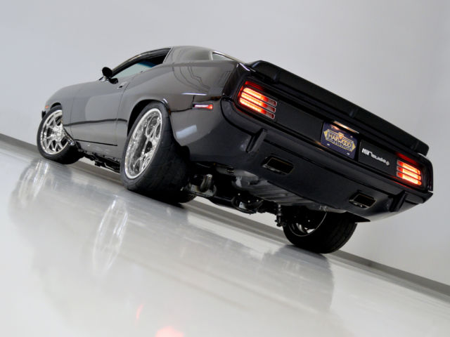 NST 'Cuda, 2015 Sherwin Williams SEMA show car, A/C, 392 Hemi 525HP, pro-touring 1970 Plymouth Barracuda Hemi 'Cuda