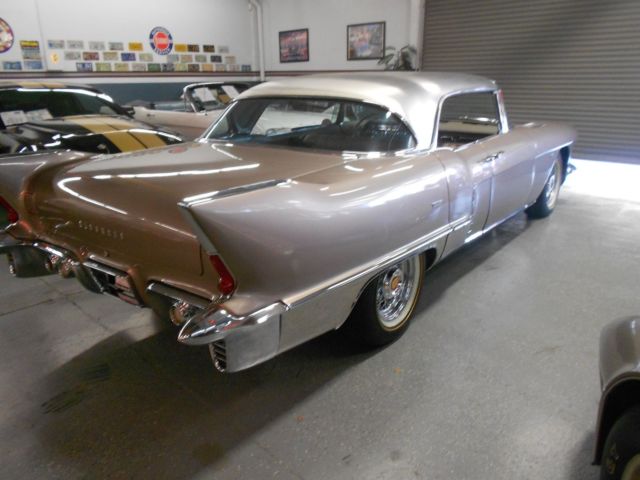 1957 Cadillac Brougham - photo 6