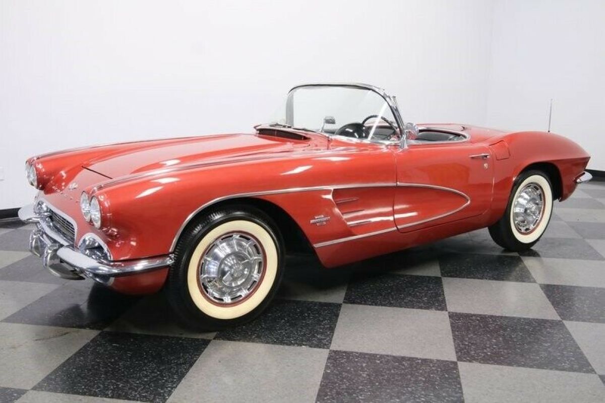 1961 Chevrolet Corvette Convertible - photo 7