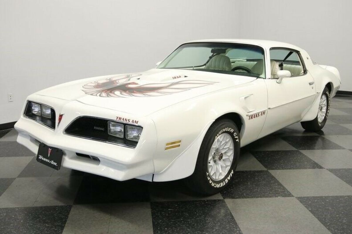 1977 Pontiac Firebird Trans Am - photo 6