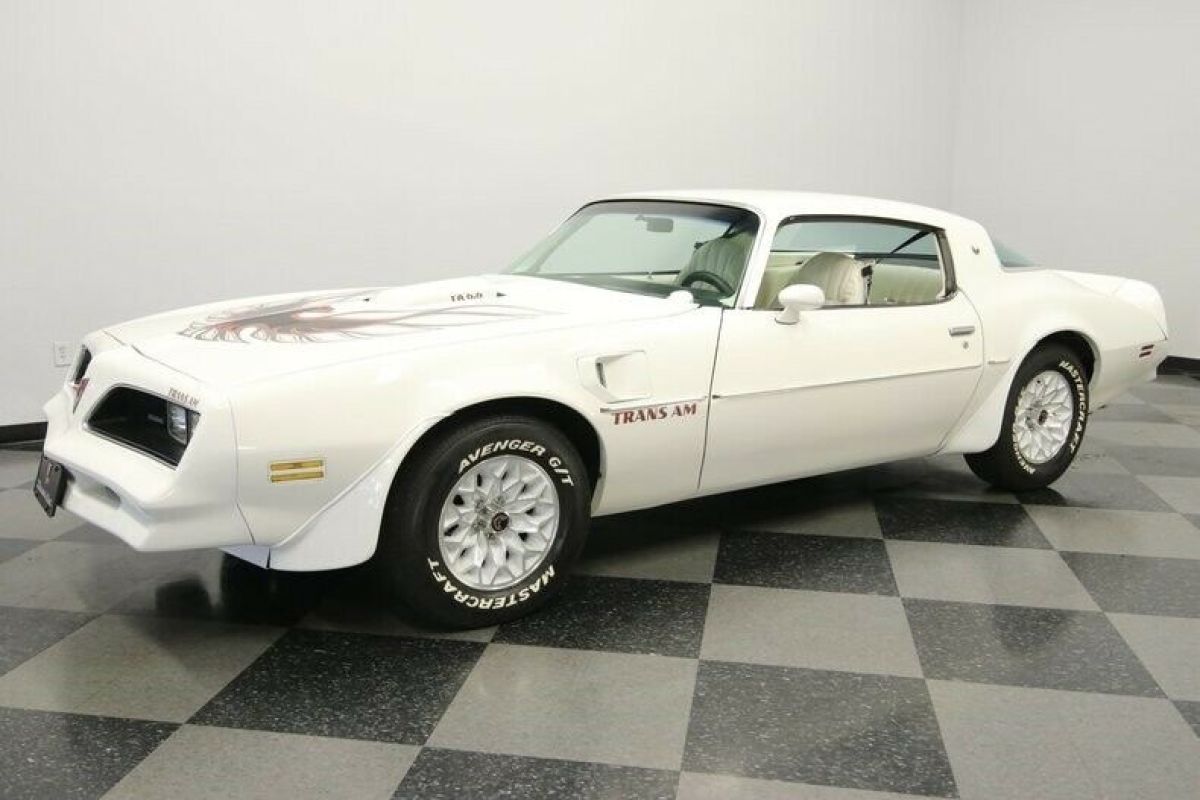 1977 Pontiac Firebird Trans Am - photo 7