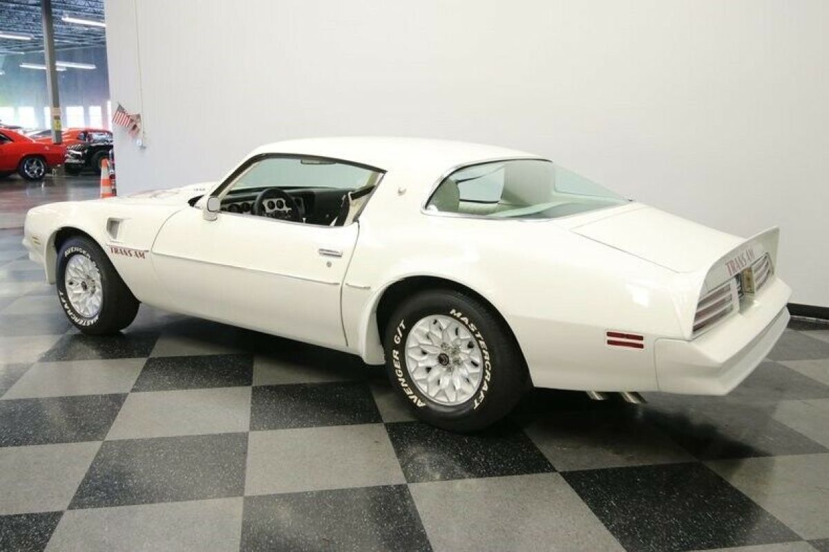 1977 Pontiac Firebird Trans Am - photo 9