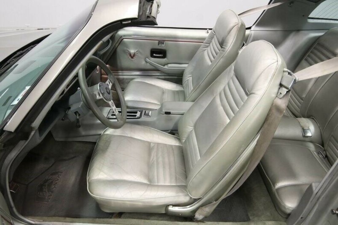 1979 Pontiac Firebird Trans Am 10th Anniversary Edition - photo 5