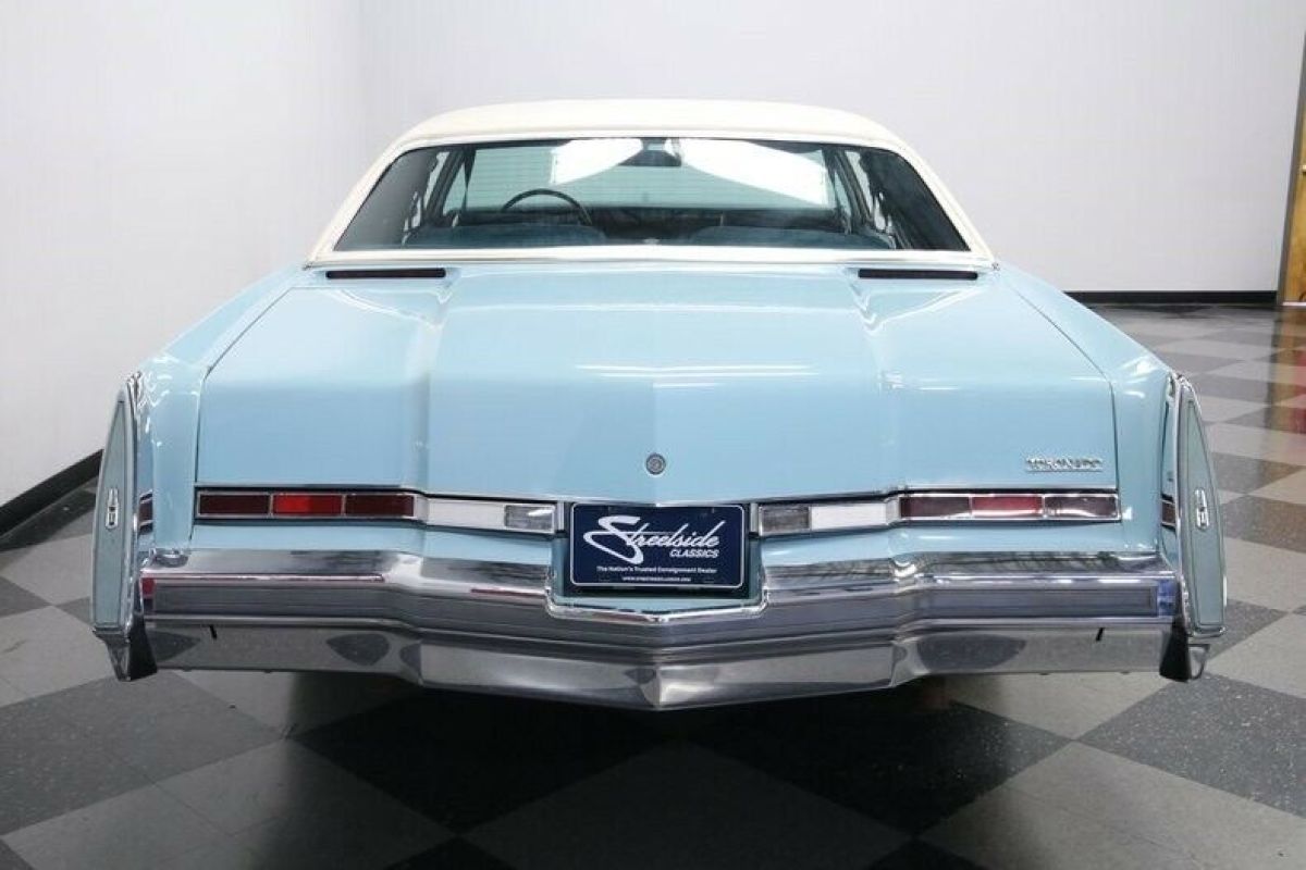 1975 Oldsmobile Toronado Brougham - photo 12