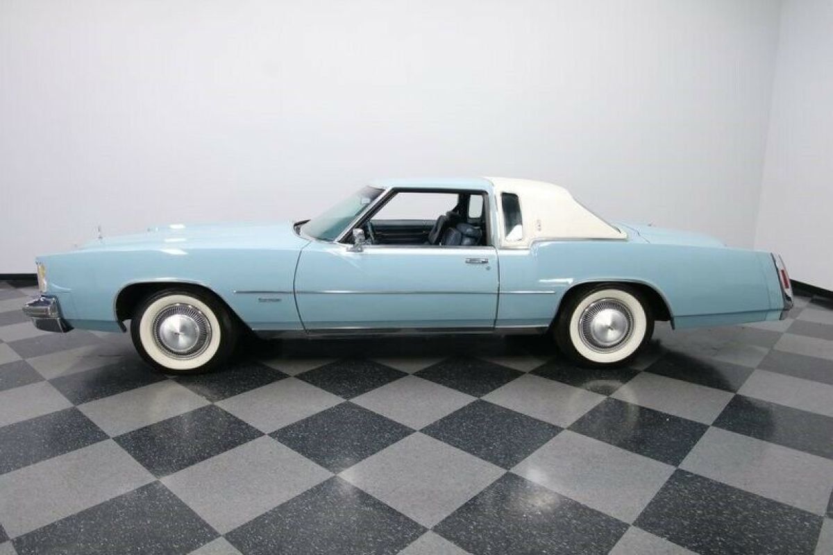 1975 Oldsmobile Toronado Brougham - photo 3