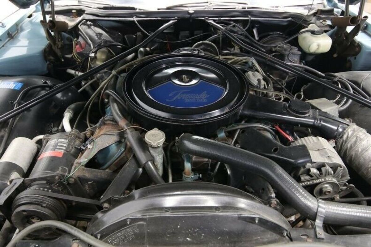 1975 Oldsmobile Toronado Brougham - photo 4