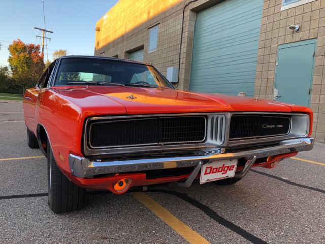 1969 Dodge Charger - photo 3