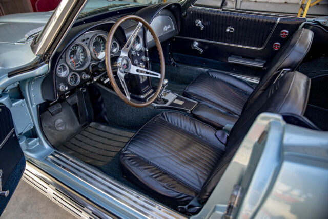 1964 Chevrolet Corvette NUMBERS MATCHING CONVERTIBLE FUEL INJECTION - photo 12