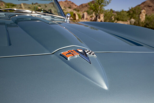 1964 Chevrolet Corvette NUMBERS MATCHING CONVERTIBLE FUEL INJECTION - photo 2