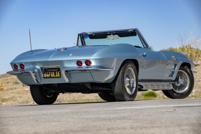 1964 Chevrolet Corvette NUMBERS MATCHING CONVERTIBLE FUEL INJECTION - photo 8