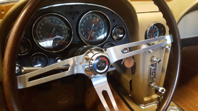1965 Chevrolet Corvette stingray - photo 11