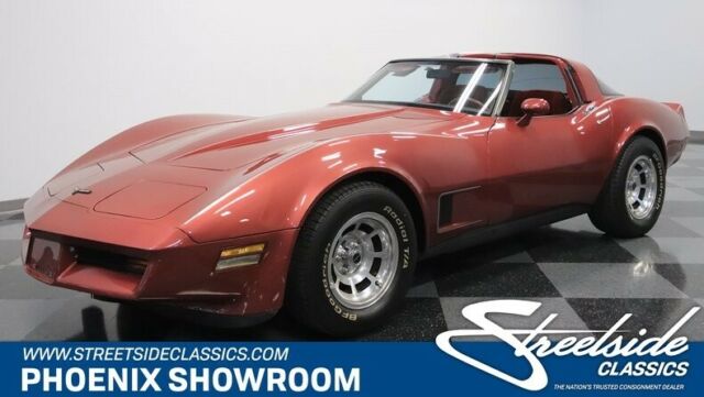 NUMBERS MATCHING 350 V8, AUTO, PS, 4-WHEEL DISCS, FCTRY CORRECT SLICK PAINT, A/C 1981 Chevrolet Corvette