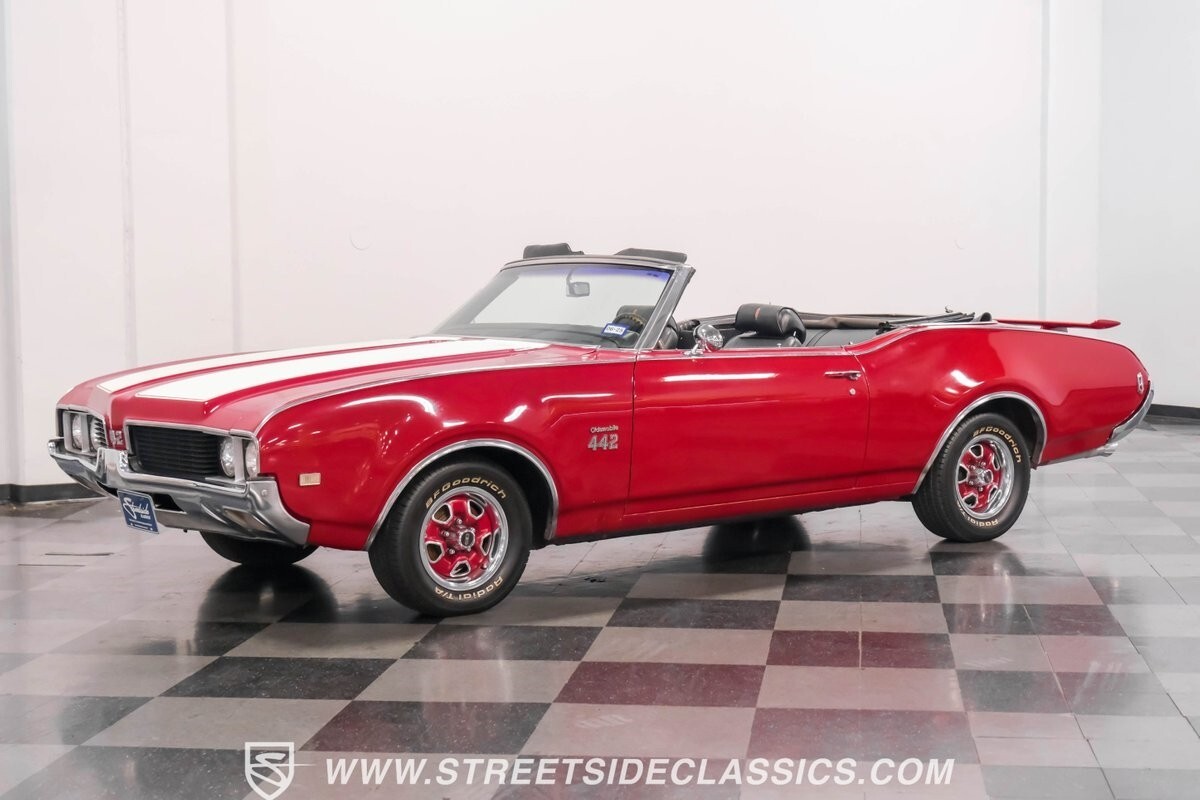 1969 Oldsmobile Cutlass 442 Convertible - photo 6
