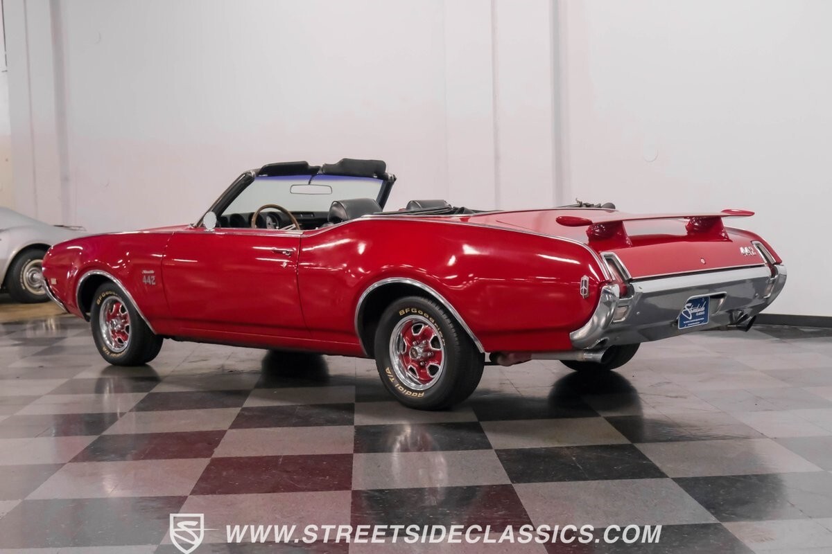 1969 Oldsmobile Cutlass 442 Convertible - photo 9
