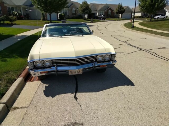 NUMBERS MATCHING, 55,000 miles, 327 BUTTERCUP YELLOW BLACK INTERIOR 1967 Chevrolet Impala SS