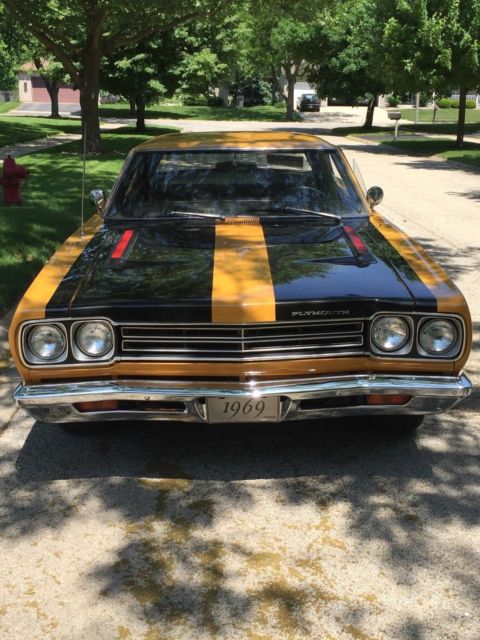 1969 Plymouth Road Runner 2 door - photo 4