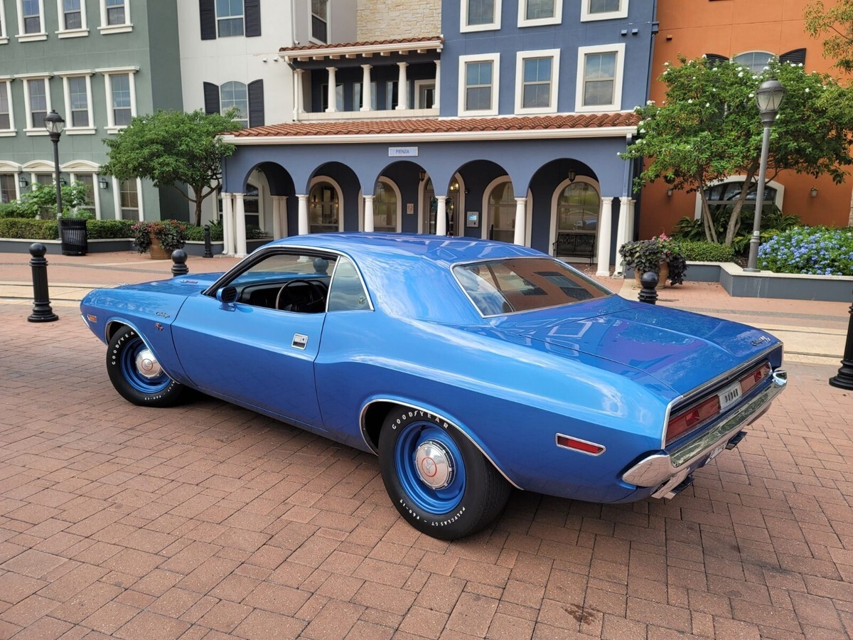 1970 Dodge Challenger - photo 5