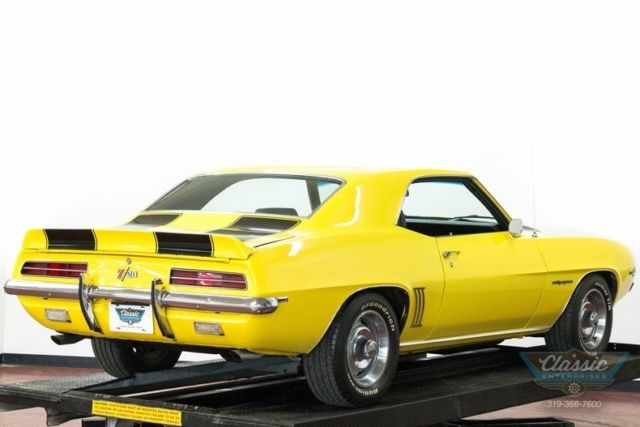 1969 Chevrolet Camaro RS power steering disc brakes spoilers correct car - photo 2