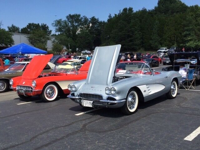 1961 Chevrolet Corvette - photo 4