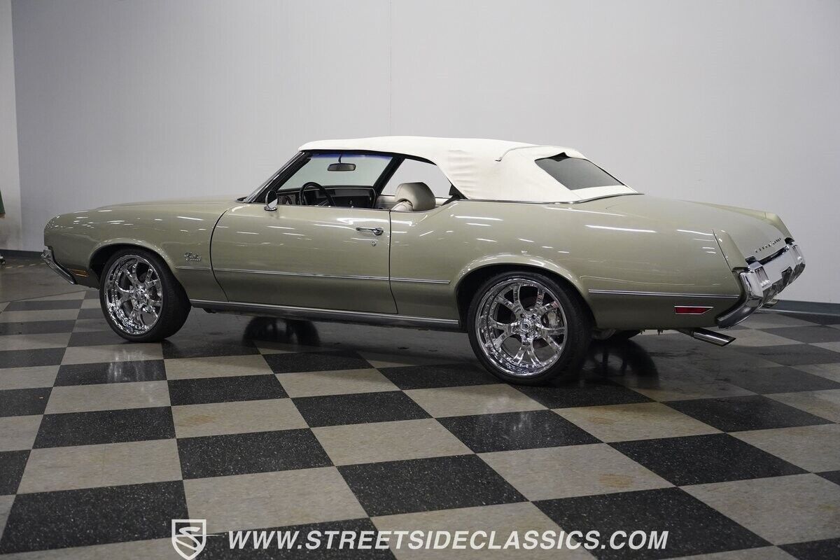 1972 Oldsmobile Cutlass Supreme Convertible - photo 11