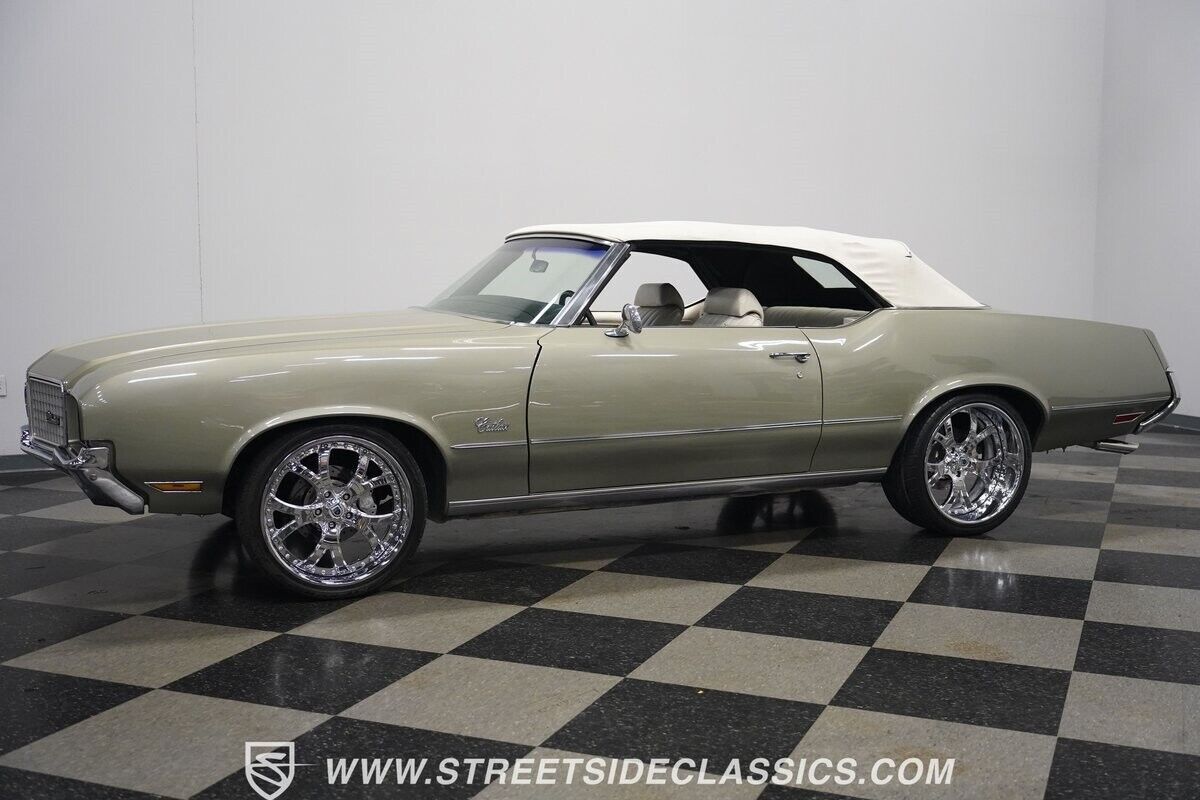 1972 Oldsmobile Cutlass Supreme Convertible - photo 9