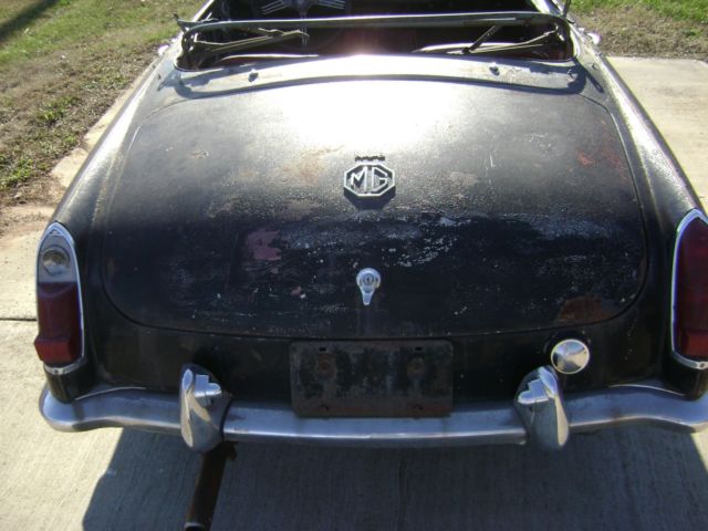 1965 MG MGB Conv - photo 11