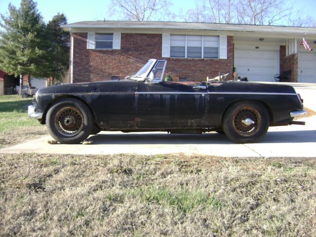 1965 MG MGB Conv - photo 8