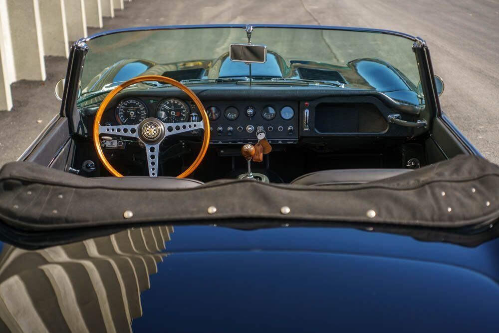 1966 Jaguar XKE Series I Roadster - photo 11