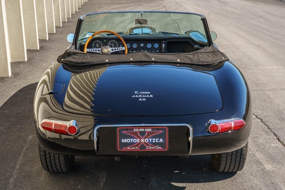 1966 Jaguar XKE Series I Roadster - photo 4