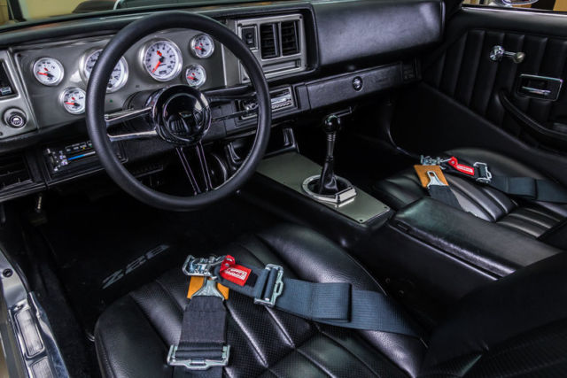1980 Chevrolet Camaro Restomod - photo 2