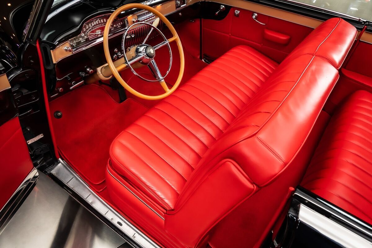 1949 Cadillac Series 62 Convertible - photo 3