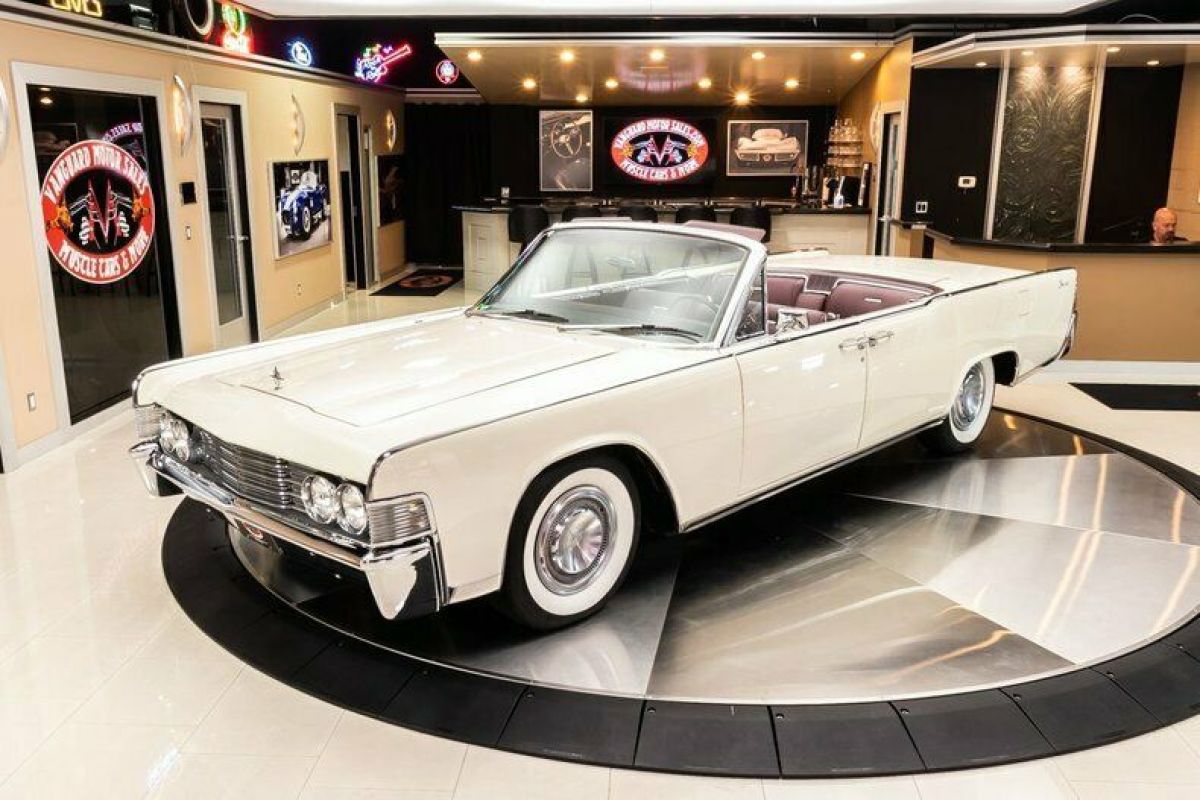 1965 Lincoln Continental Convertible - photo 5