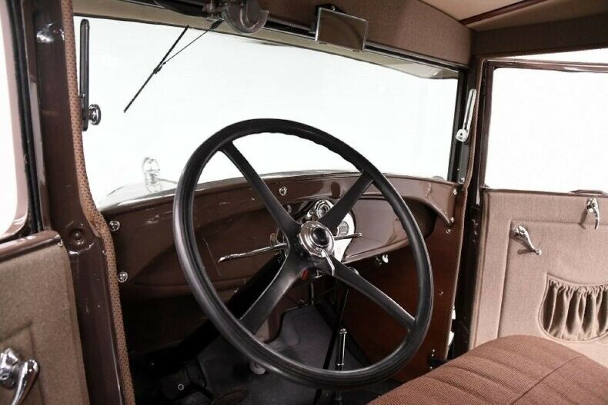 1929 Ford Model A - photo 11