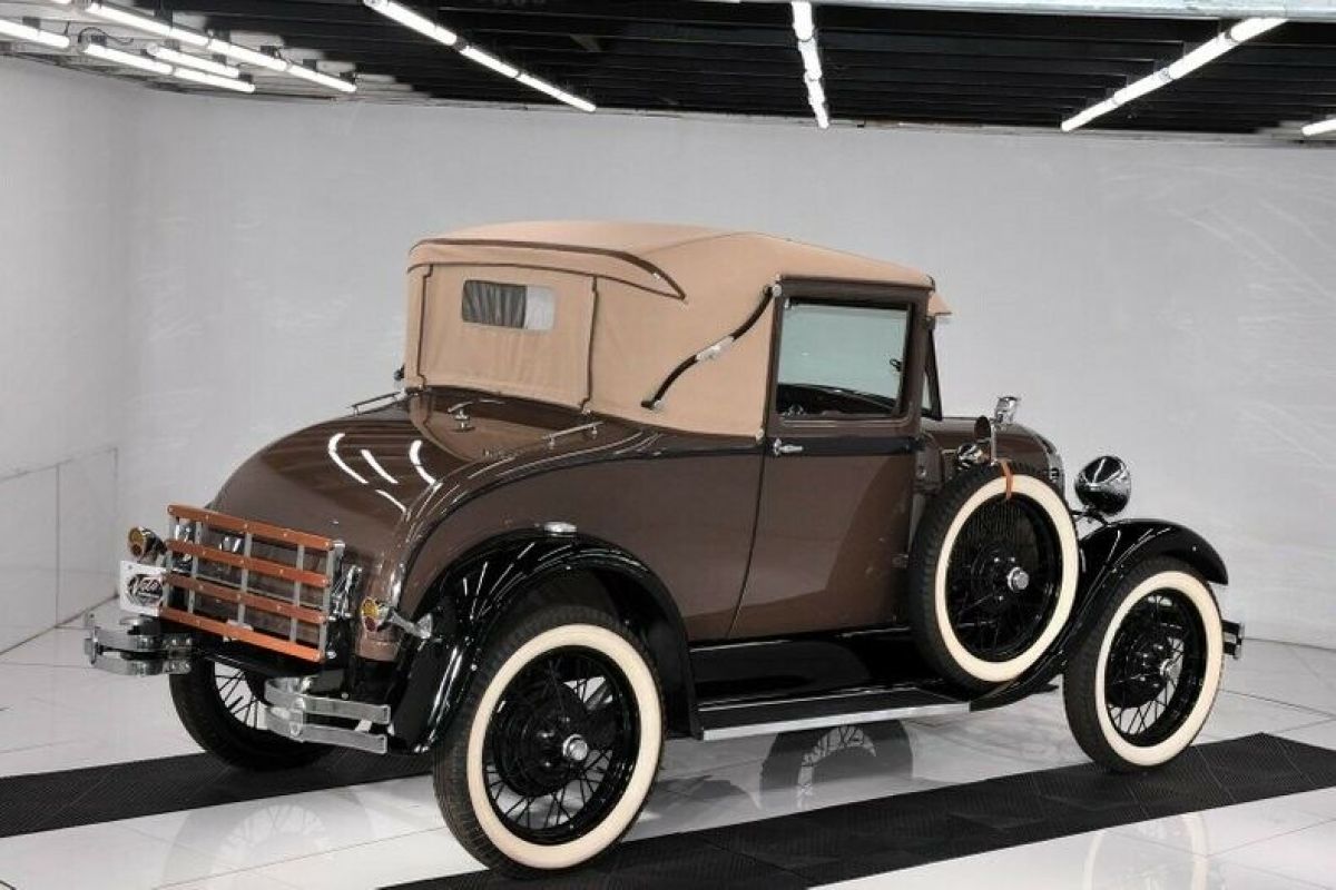 1929 Ford Model A - photo 3