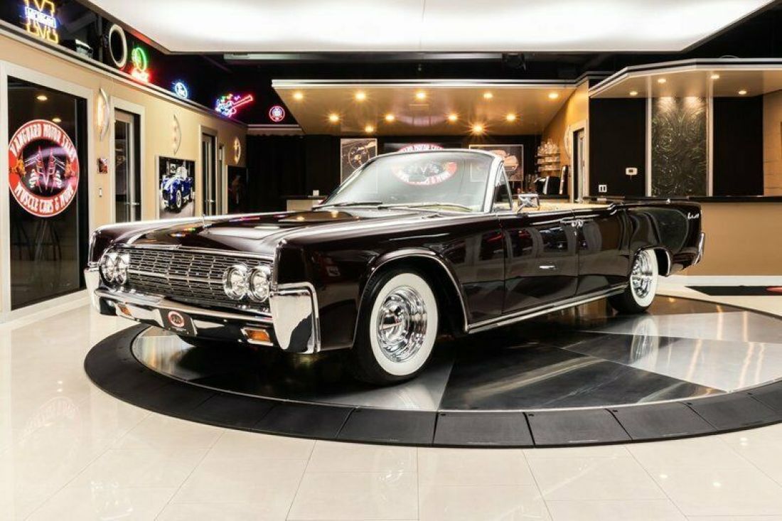 Nut & Bolt, Rotisserie Restored! 430ci V8, 3-Speed Auto, PS, PB, PW, Pwr Top 1962 Lincoln Continental Convertible