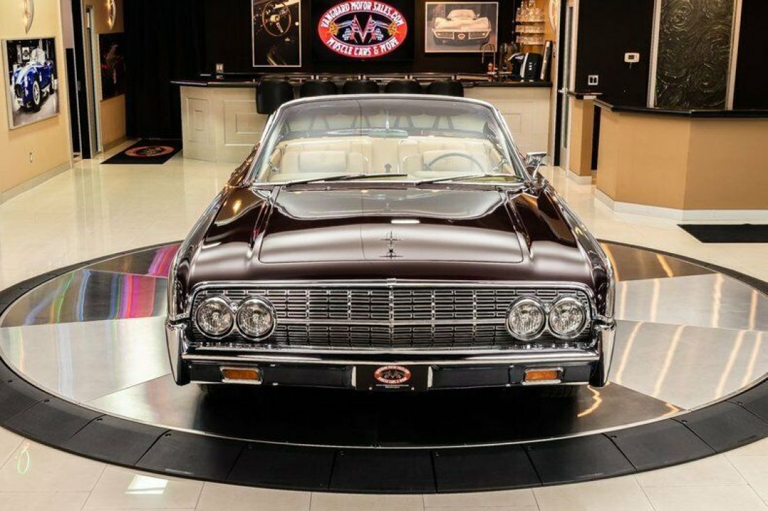 1962 Lincoln Continental Convertible - photo 8