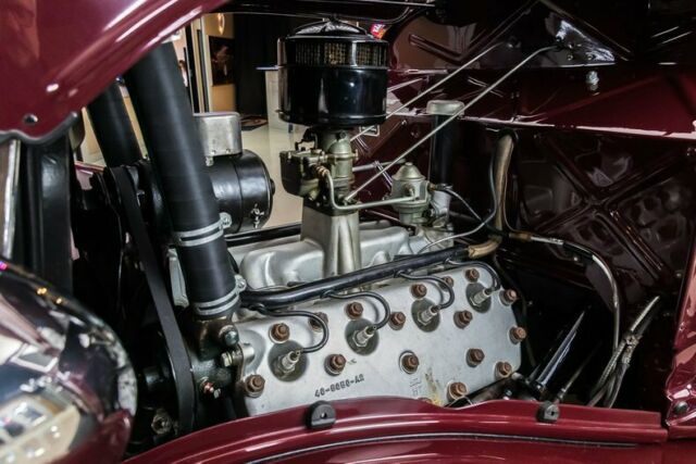 1934 Ford Cabriolet - photo 3