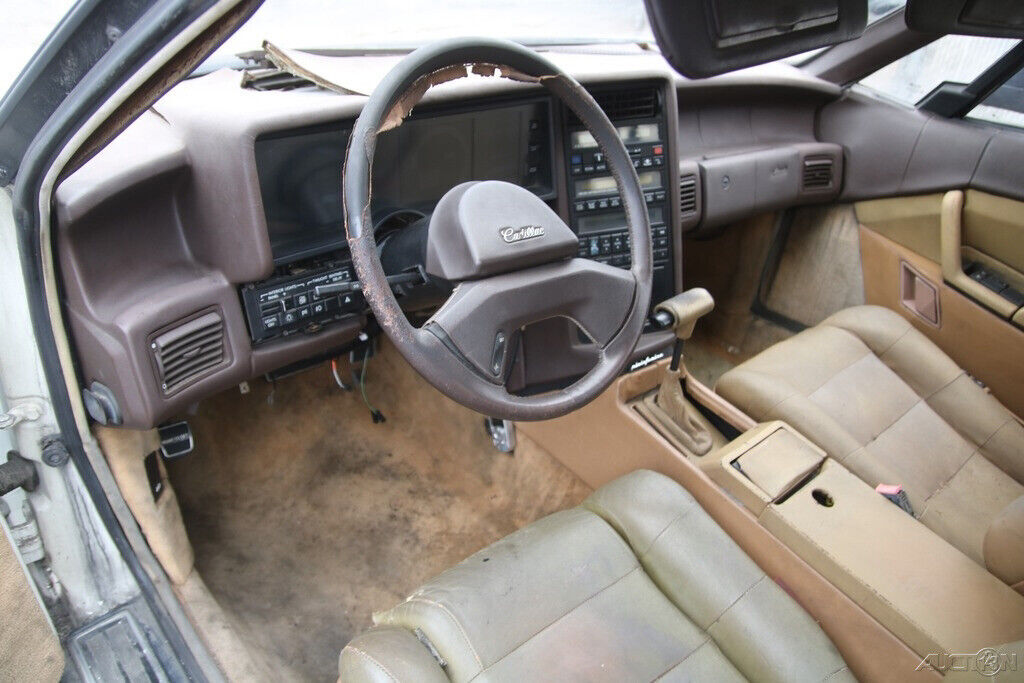 1987 Cadillac Allante - photo 13