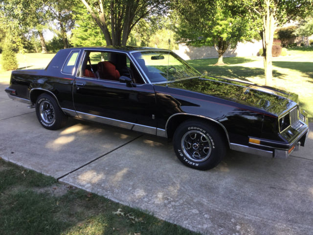 1985 Oldsmobile Cutlass Salon - photo 2